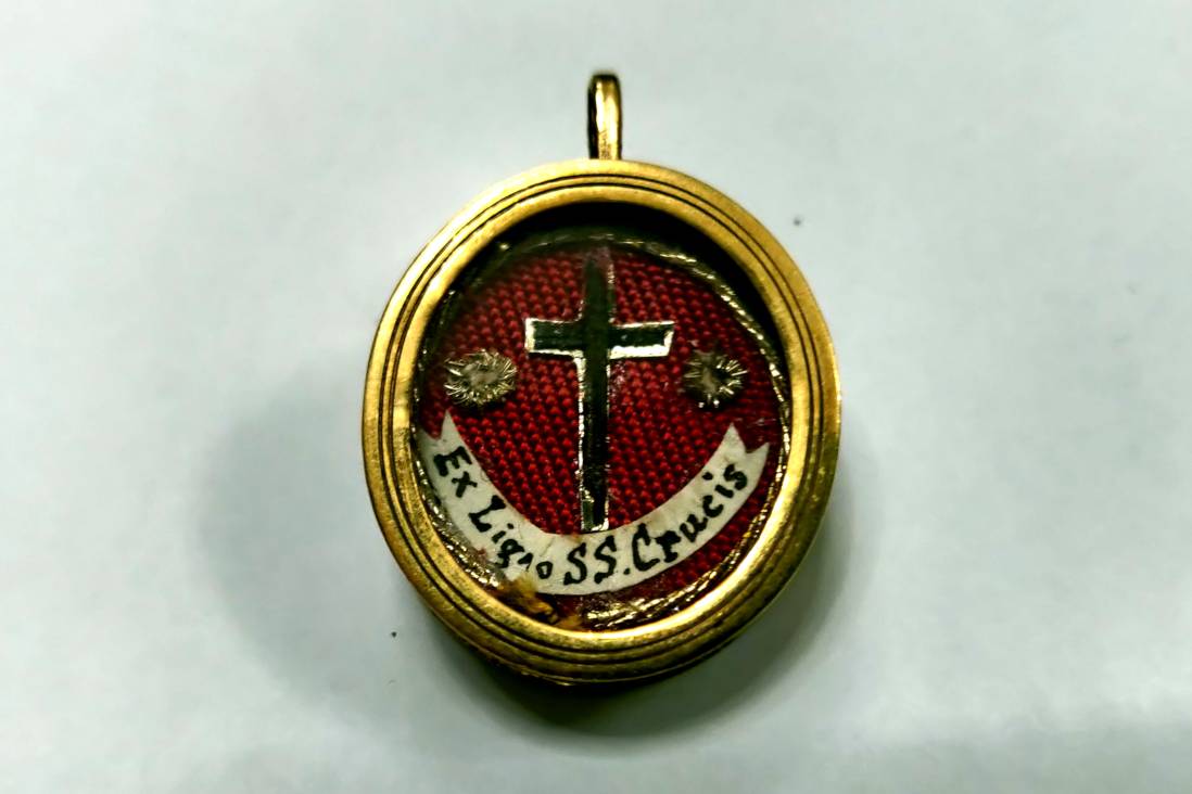 Reliquia con frammento della Santa Croce - Archivio Storico - Gesuiti, Provincia Euro-Mediterranea