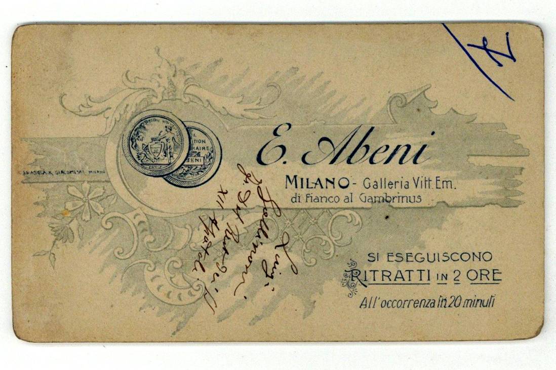 Biglietto da visita di uno studio fotografico - Archivio Storico - Gesuiti, Provincia Euro-Mediterranea
